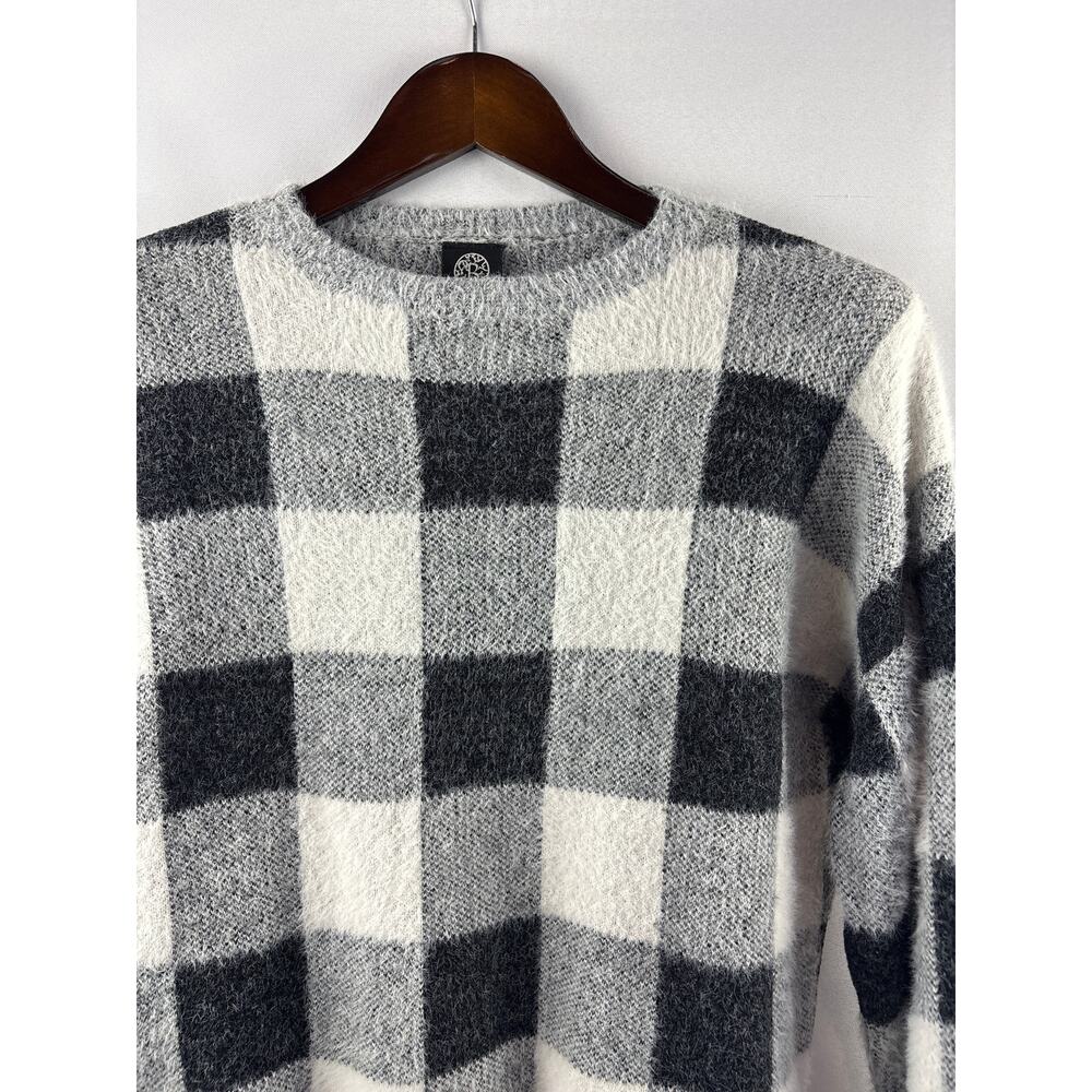 Women’s Bobeau Small White & Gray Plaid Sweater - Picture 2 of 5